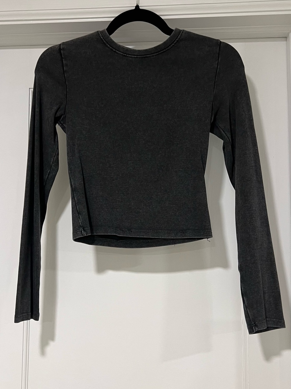 Pull&Bear Washed Black Long Sleeve Crewneck Top